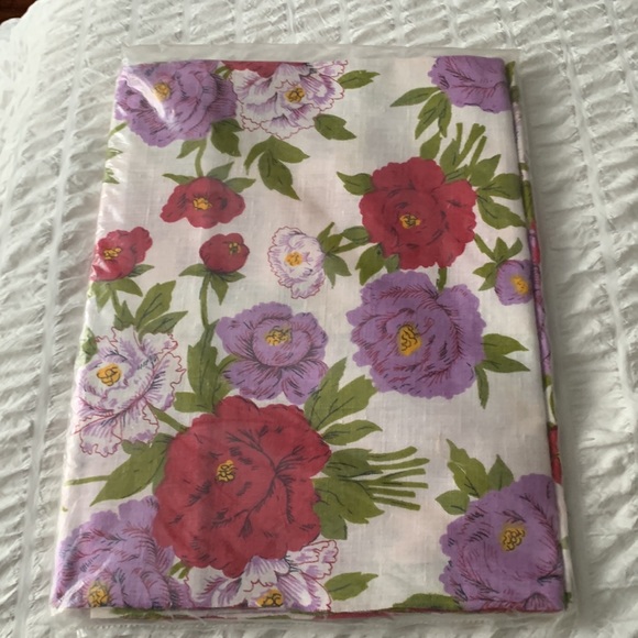 Vintage 70” new sealed Elite Creation Table Cloth 52 x 68 - Picture 5 of 5